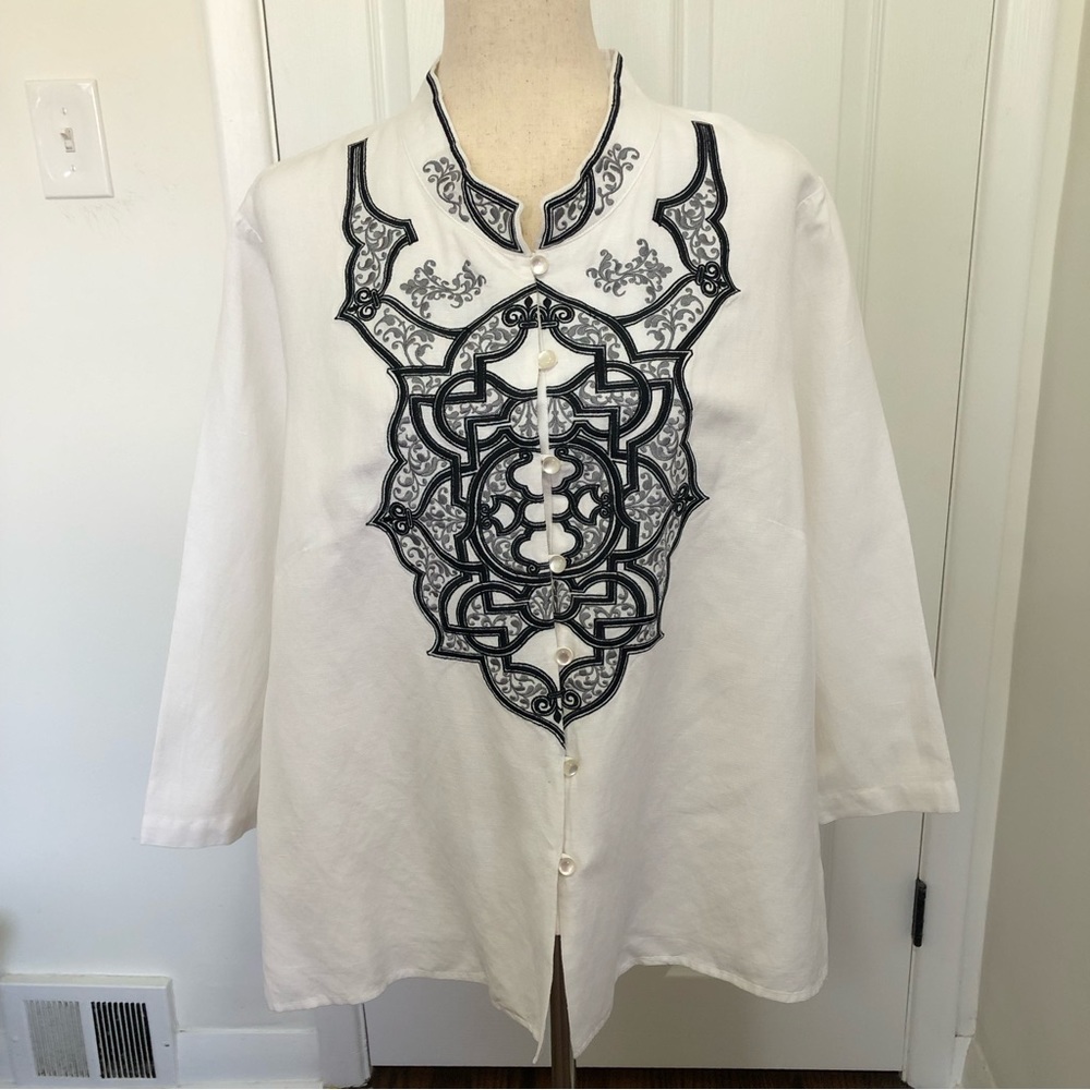 Linea By Luis Dell'Olio White Shirt/Jacket Embroidery Design
